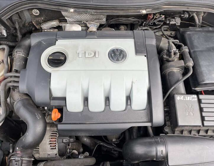 Volkswagen Passat Kombi 1,9 l 77 kw