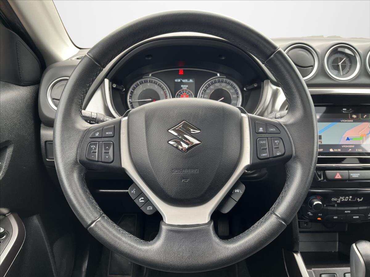Suzuki Vitara SUV 1,4 l 103 kw