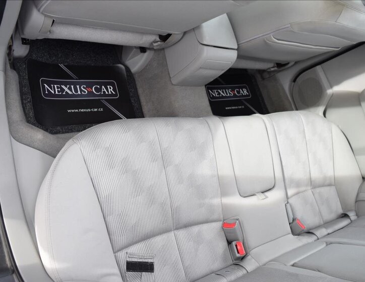 Subaru Forester SUV 2,0 l 110 kw