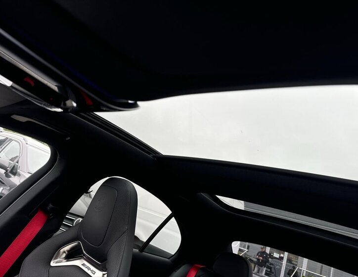 Mercedes-Benz Třídy E Sedan / Limuzína 3,0 l 330 kw