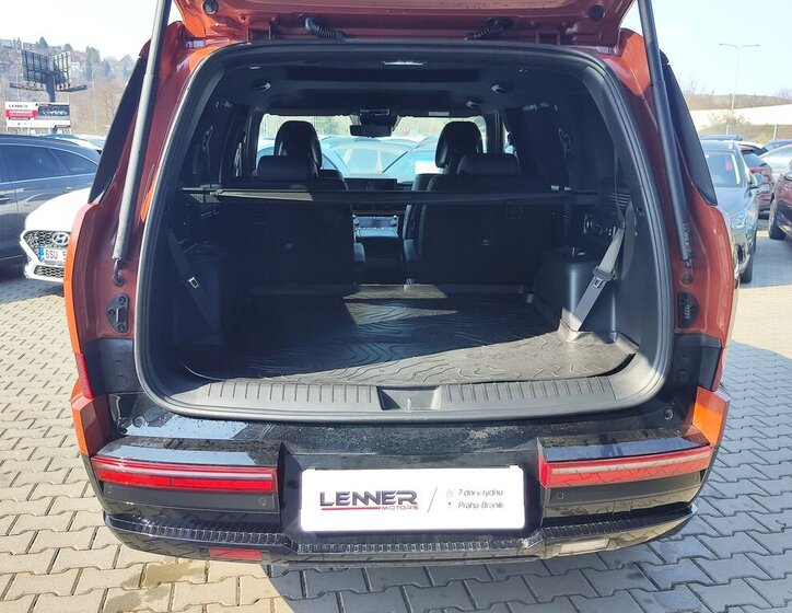 Hyundai Santa Fe SUV / Terénní 1,6 l 158 kw