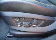 BMW Řada 5 Sedan 3,0 l 220 kw