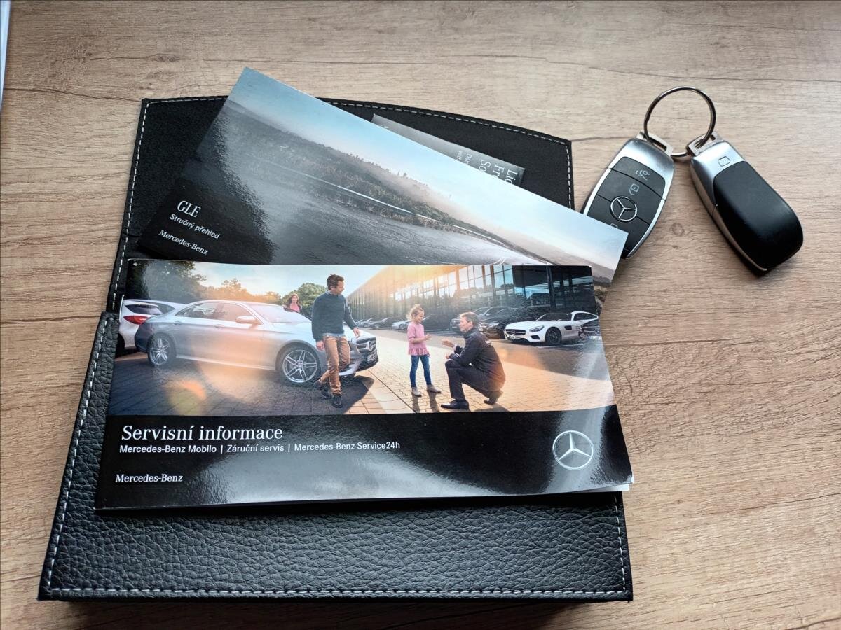 Mercedes-Benz GLC SUV 2,0 l 180 kw