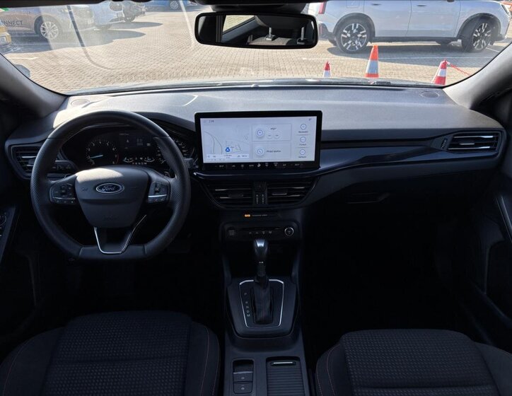 Ford Focus Kombi 998,0 92 kw