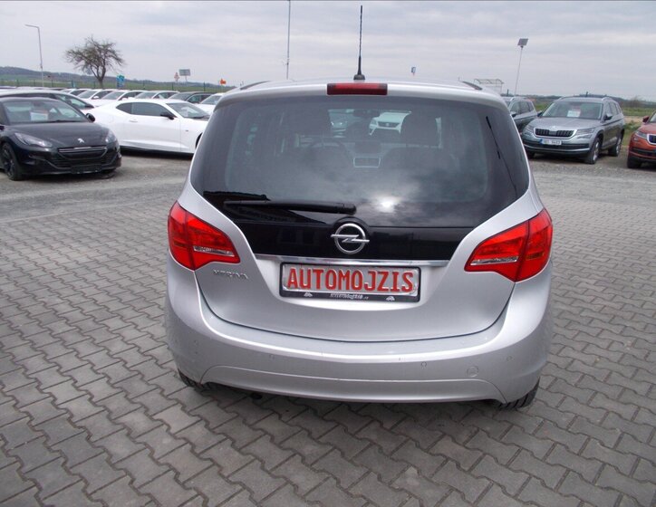 Opel Meriva MPV 1,4 l 88 kw