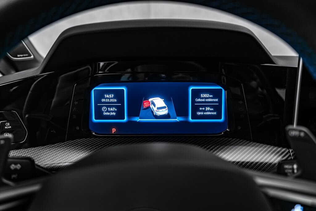 Volkswagen Golf Hatchback 2,0 l 245 kw