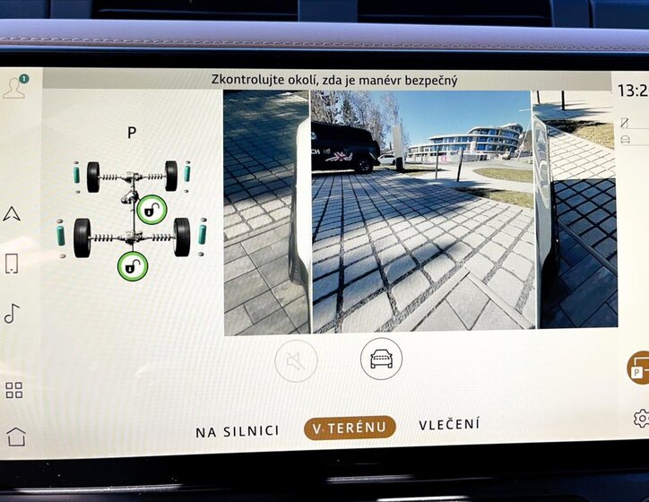 Land Rover Defender SUV / Terénní 5,0 l 313 kw