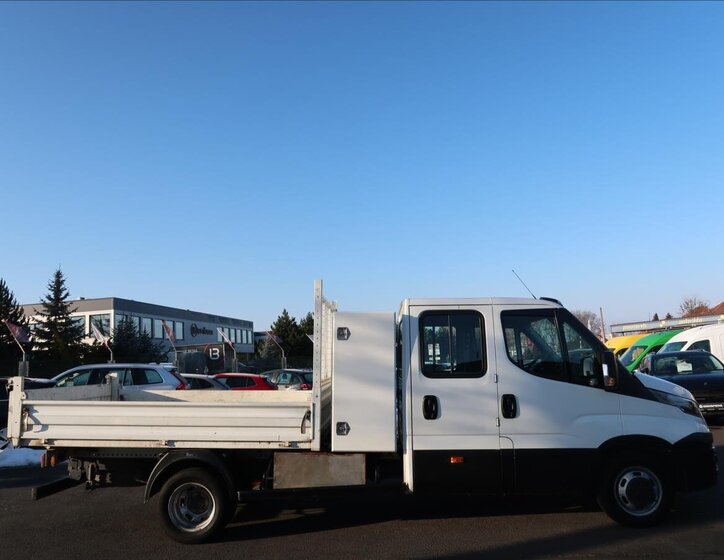 Iveco Daily Sklápěč 2,3 l 100 kw