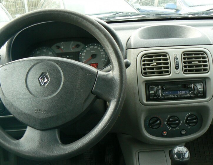 Renault Thalia Sedan / Limuzína 1,4 l 72 kw