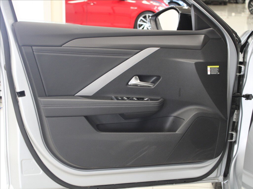 Opel Astra Hatchback 1,2 l 96 kw