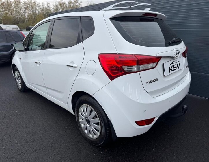 Hyundai ix20 MPV 1,4 l 66 kw