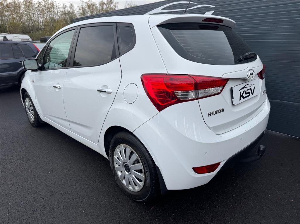 Hyundai ix20 MPV 1,4 l 66 kw