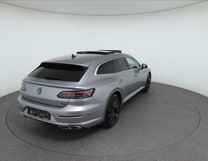 Volkswagen Arteon Kombi 2,0 l 147 kw