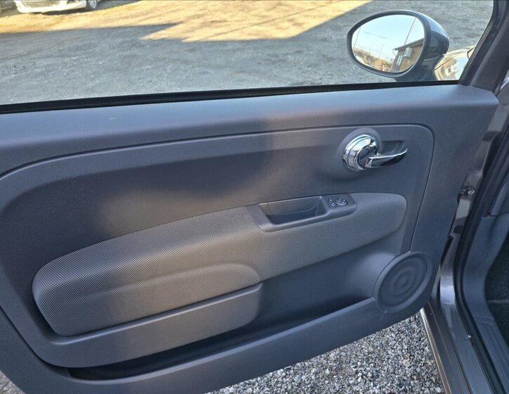 Fiat 500 Hatchback 875,0 63 kw