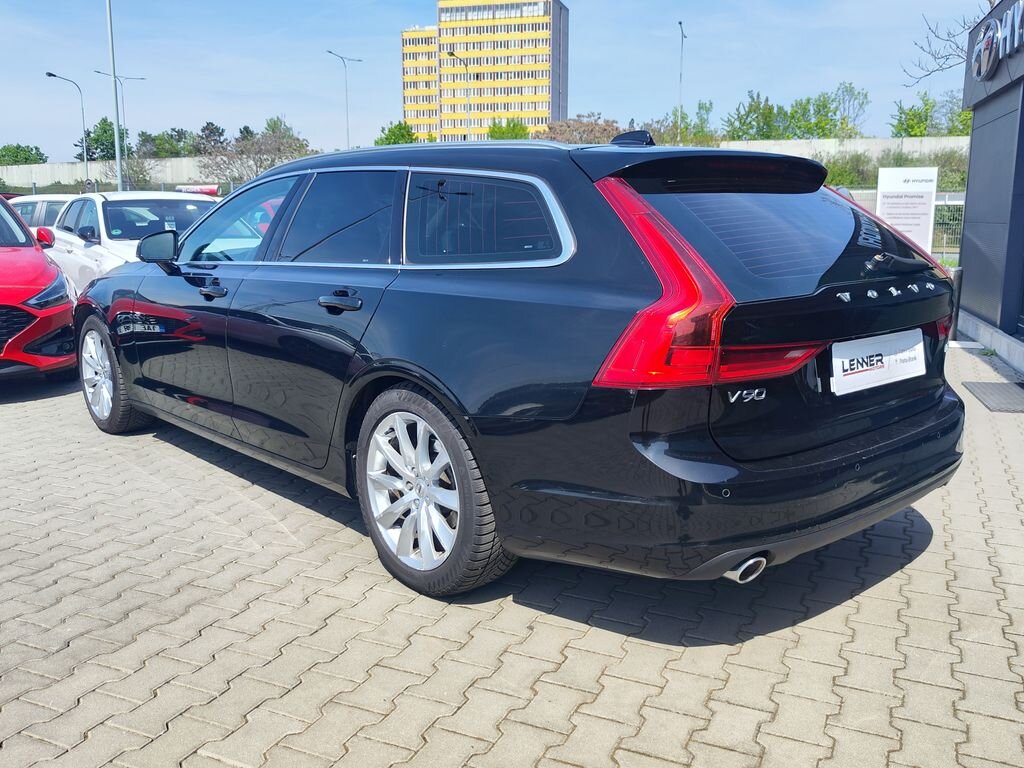 Volvo V90 Kombi 2,0 l 140 kw