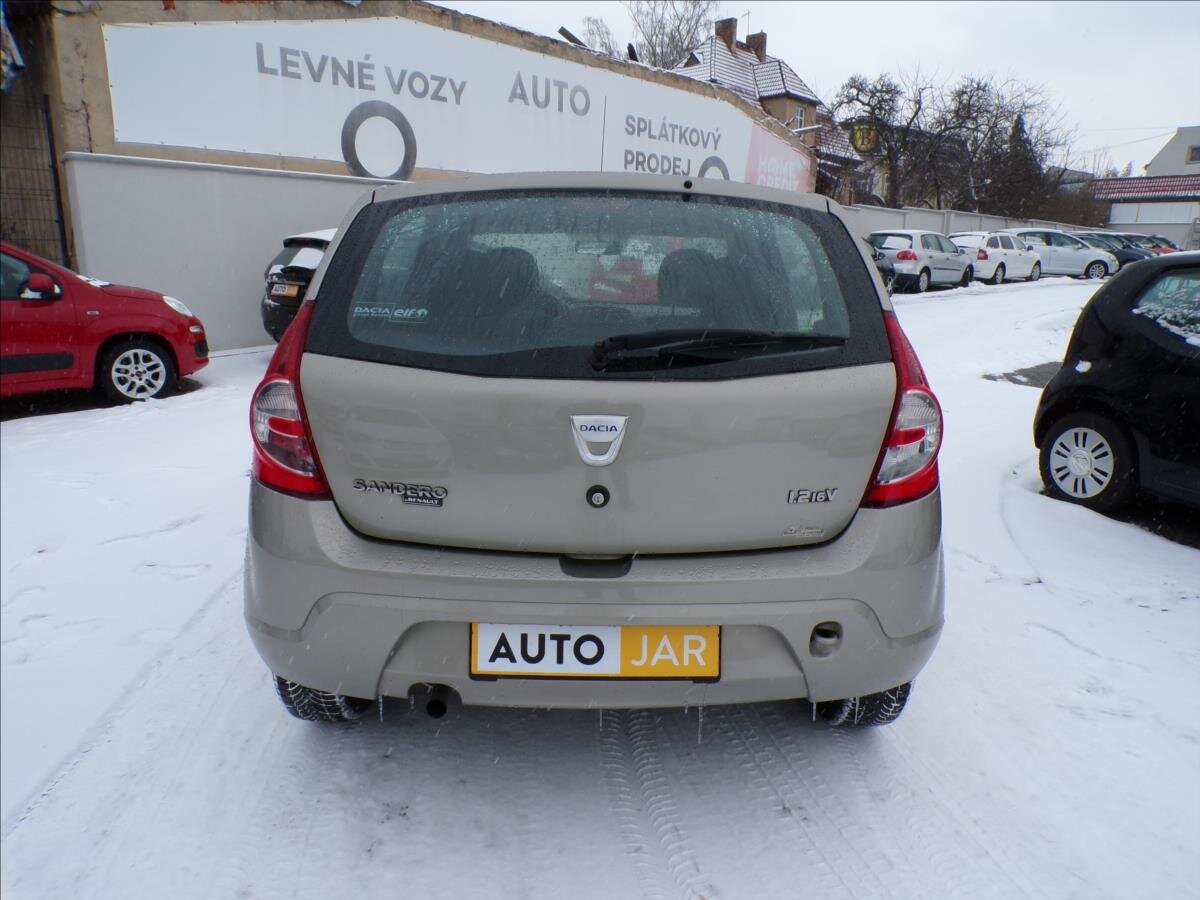 Dacia Sandero Hatchback 1,1 l 55 kw