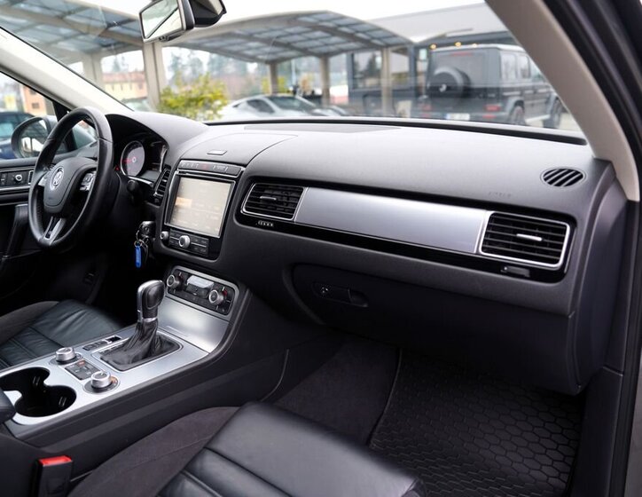 Volkswagen Touareg 24