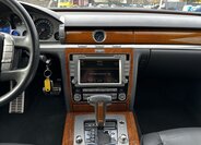 Volkswagen Phaeton Sedan / Limuzína 3,0 l 176 kw