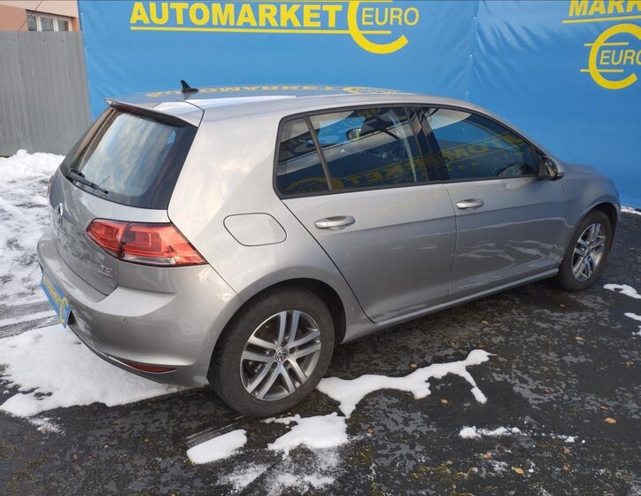 Volkswagen Golf Hatchback 1,4 l 90 kw