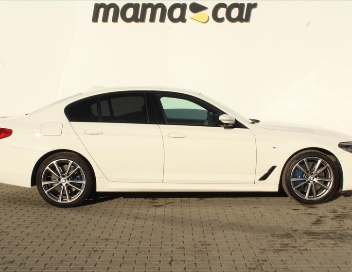 BMW Řada 5 Sedan / Limuzína 3,0 l 250 kw