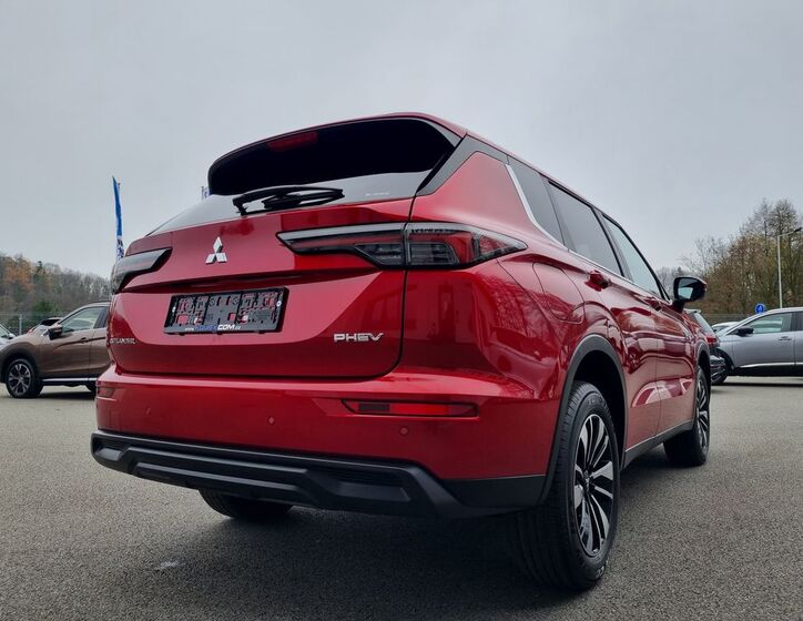 Mitsubishi Outlander 5