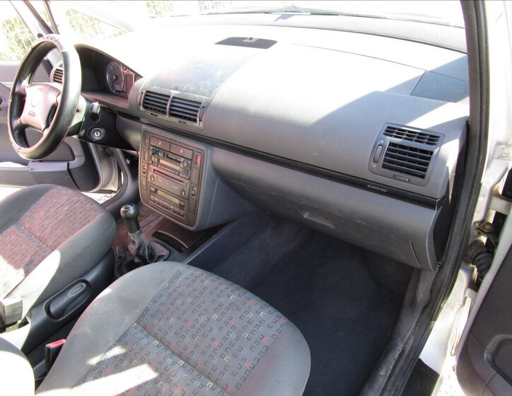 Volkswagen Sharan Kombi 1,9 l 85 kw