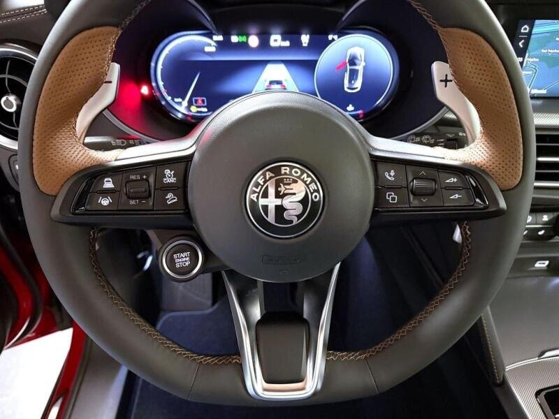 Alfa Romeo Stelvio SUV / Terénní 2,0 l 206 kw