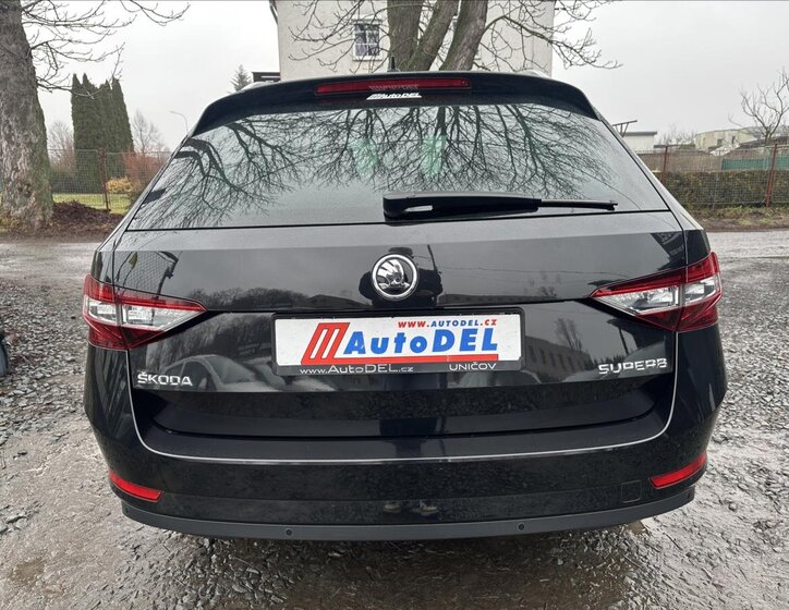 Škoda Superb Kombi 2,0 l 140 kw
