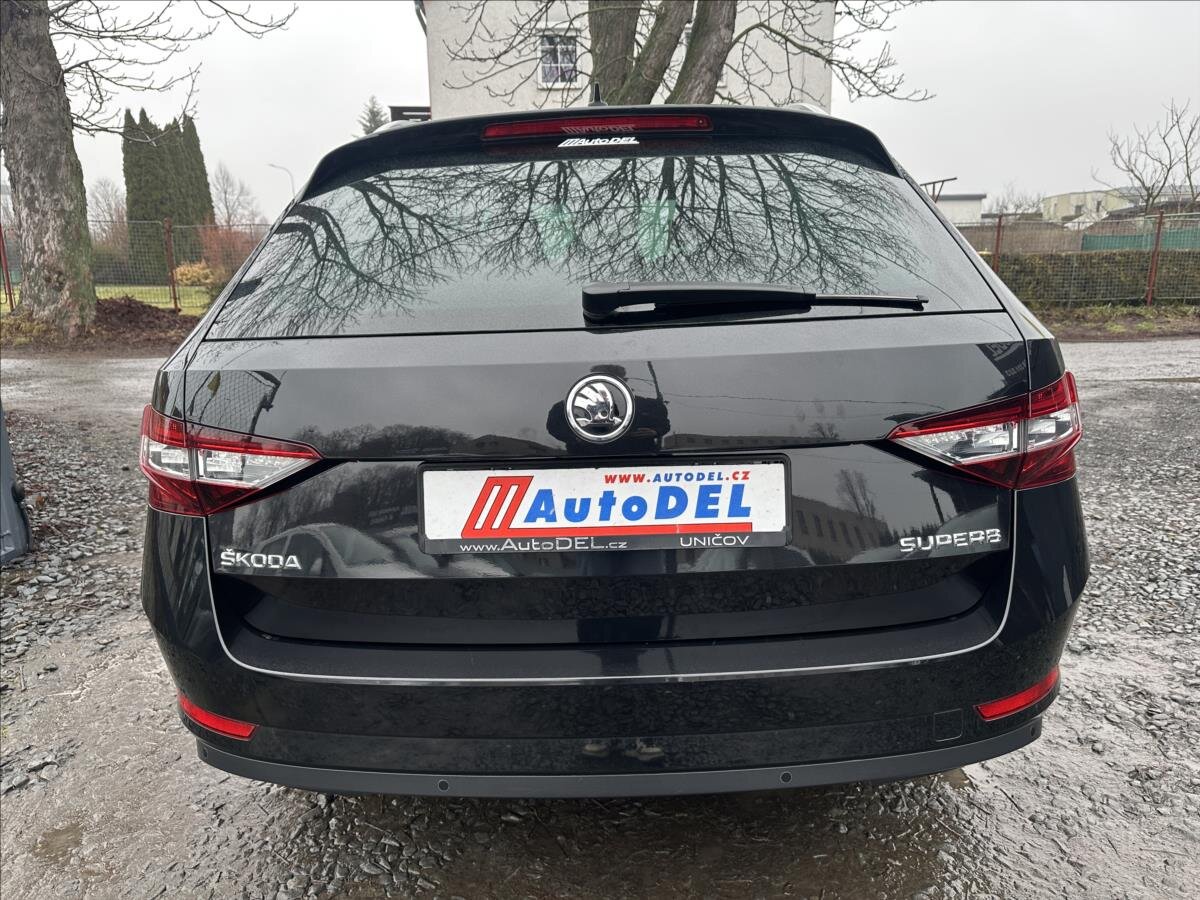 Škoda Superb Kombi 2,0 l 140 kw