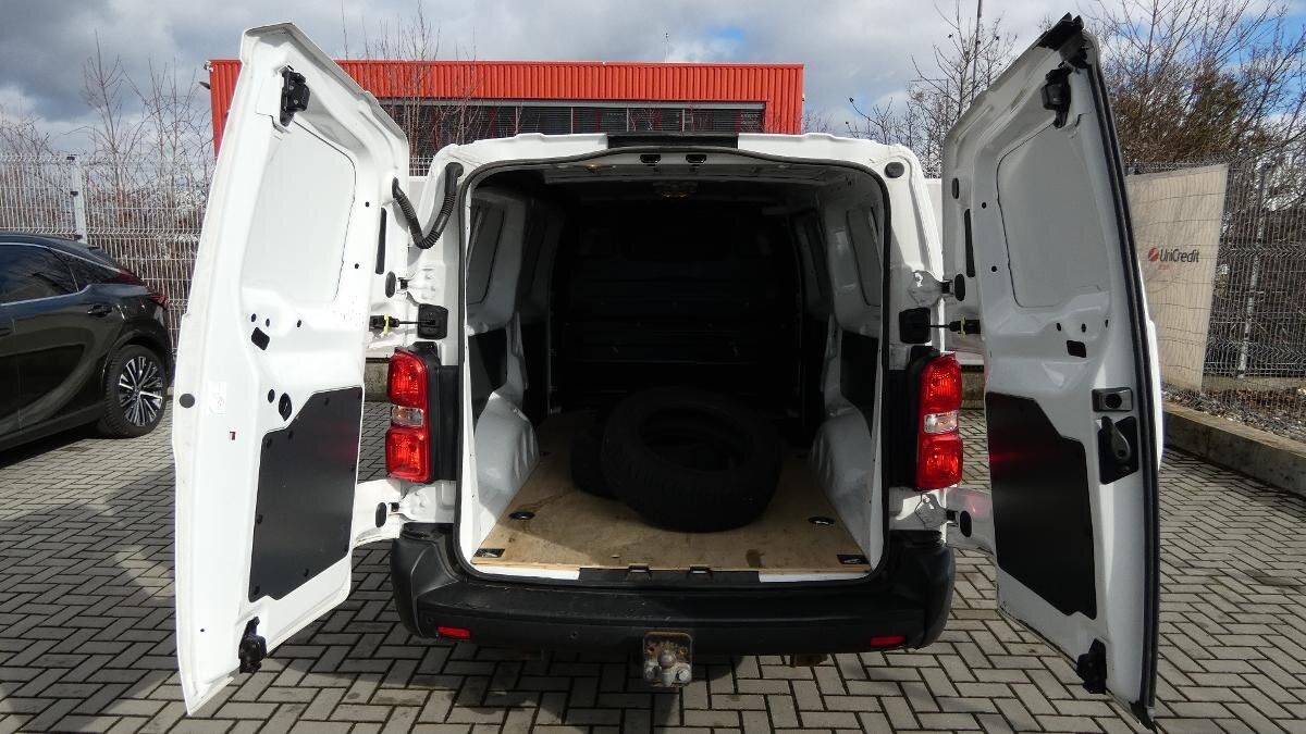 Opel Vivaro Užitková 2,0 l 106 kw