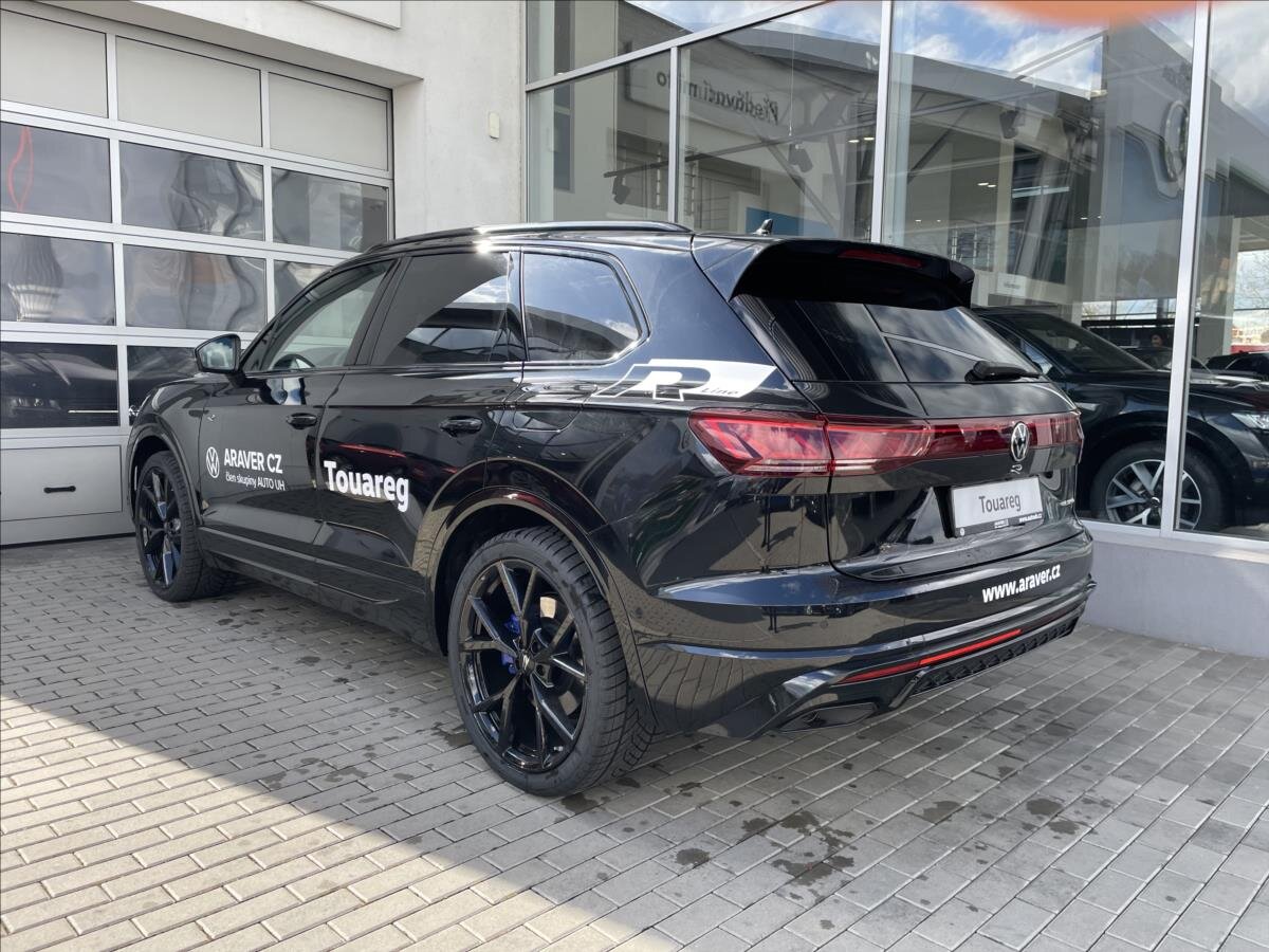 Volkswagen Touareg SUV / Terénní 3,0 l 250 kw