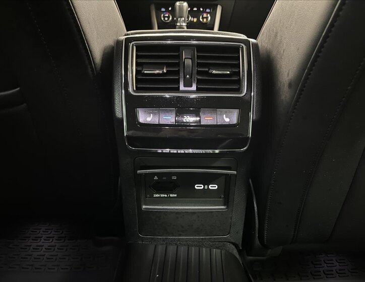 Škoda Superb Kombi 2,0 l 147 kw