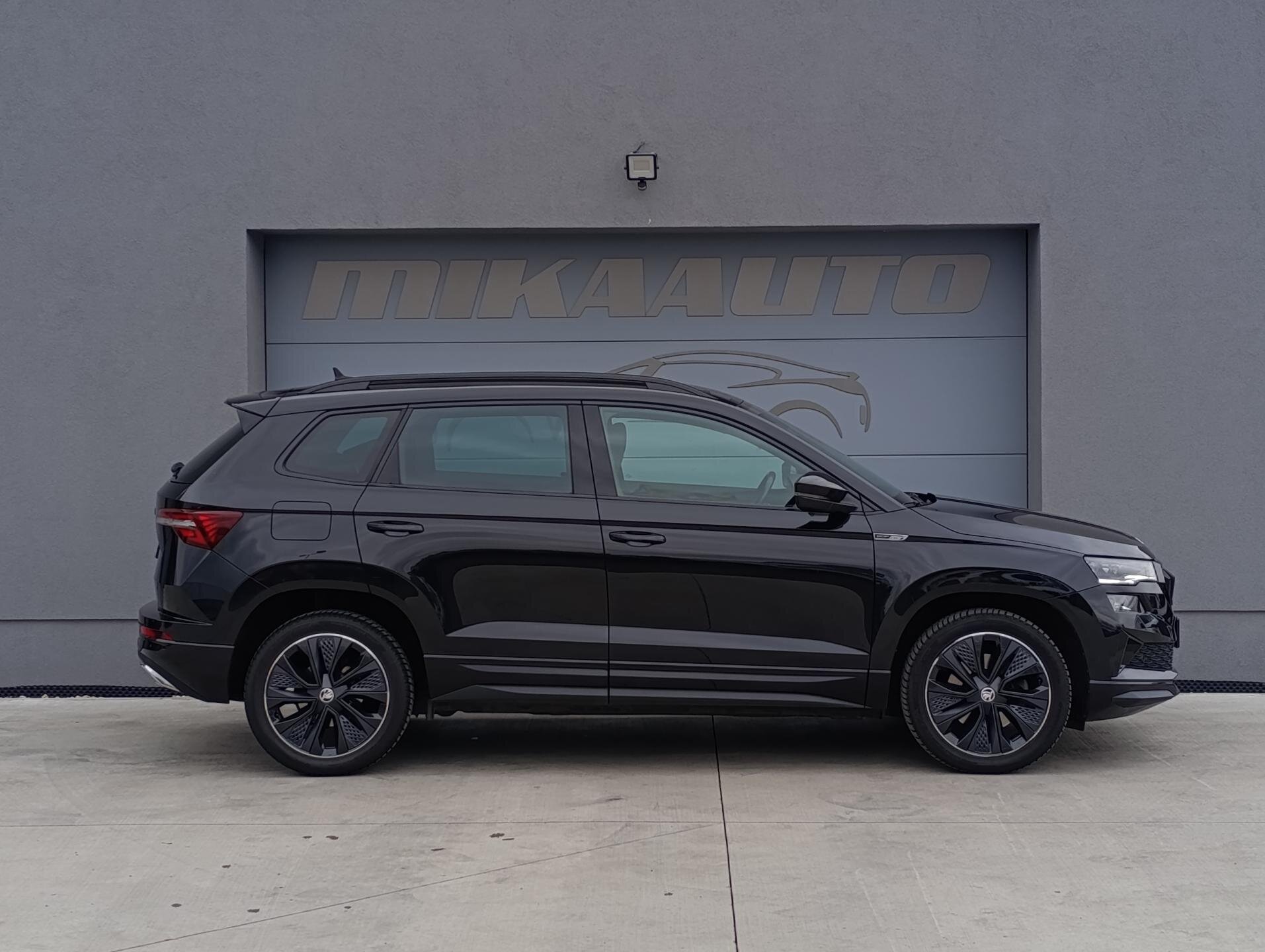 Škoda Karoq SUV / Terénní 1,5 l 110 kw