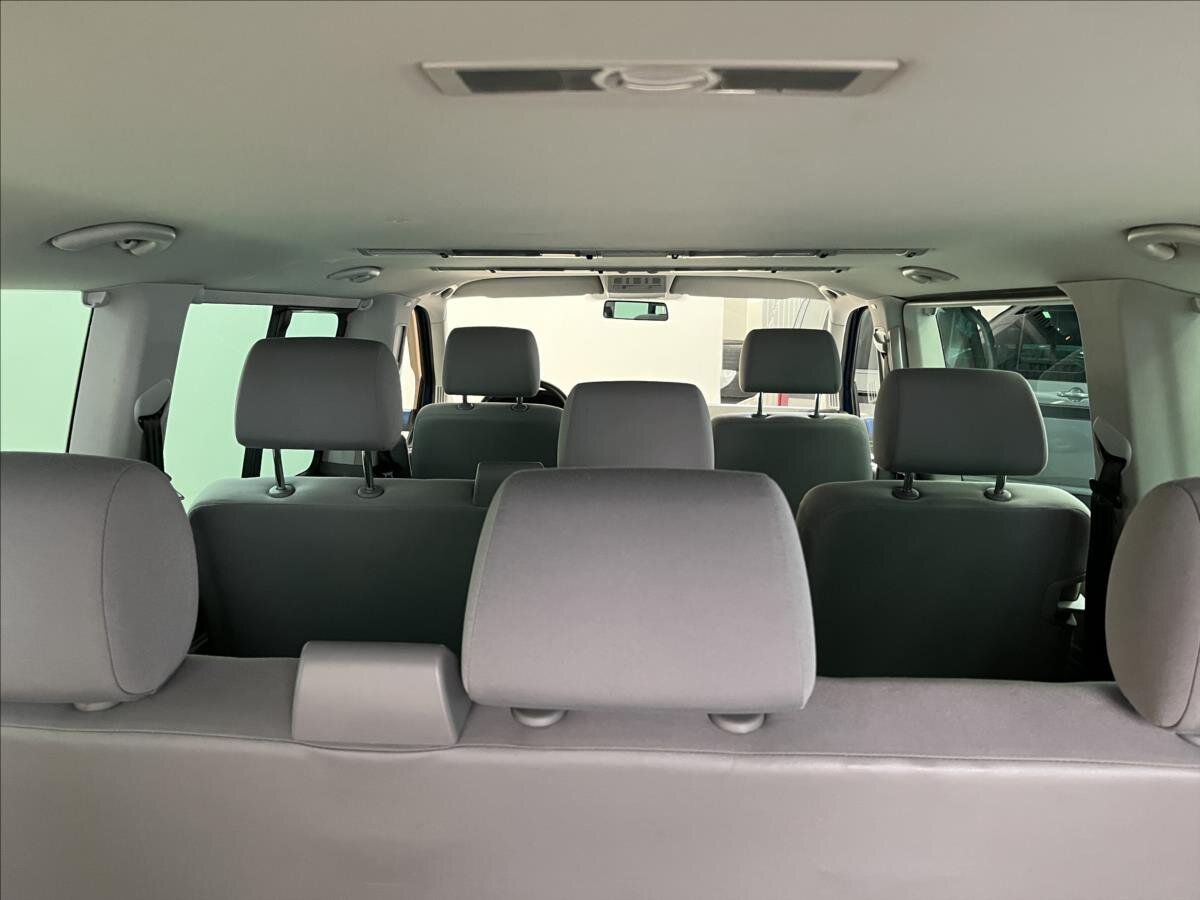 Volkswagen Caravelle Kombi 2,0 l 85 kw