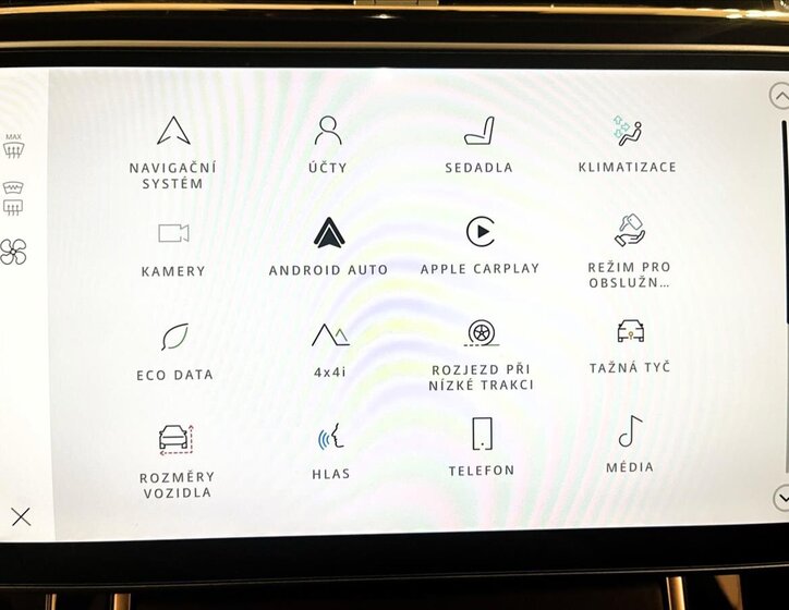 Land Rover Range Rover Velar SUV / Terénní 2,0 l 150 kw