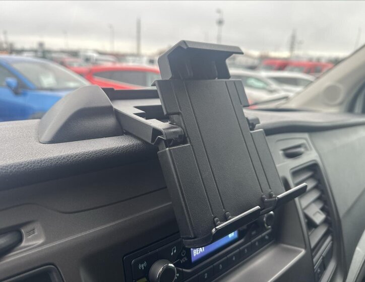 Ford Transit Skříň 2,0 l 96 kw