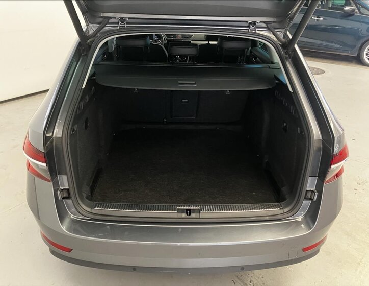 Škoda Superb Kombi 2,0 l 110 kw