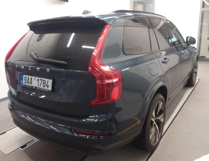 Volvo XC90 SUV 2,0 l 173 kw