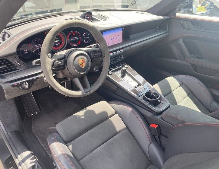 Porsche 911 Kupé 3,0 l 353 kw