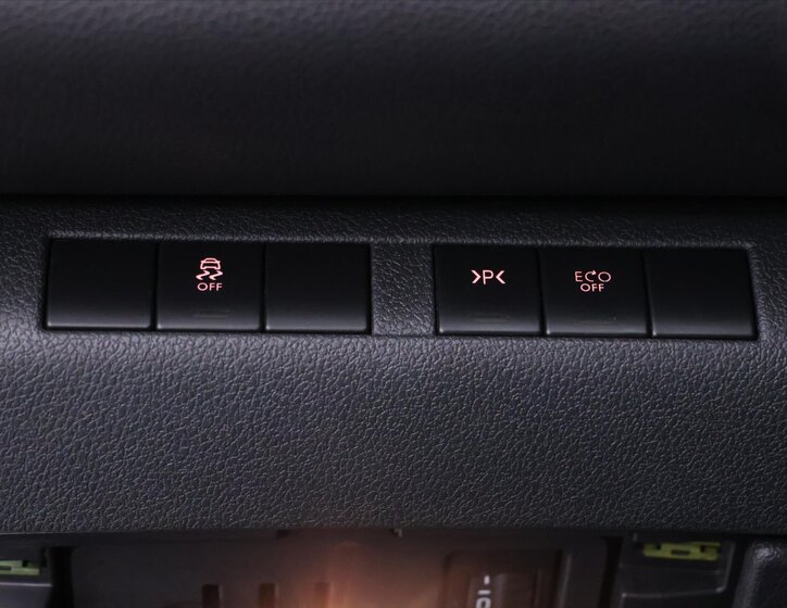 Peugeot 5008 MPV 1,6 l 88 kw