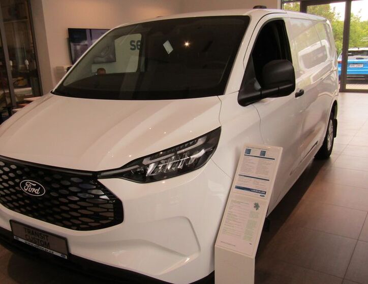 Ford Transit Custom 1
