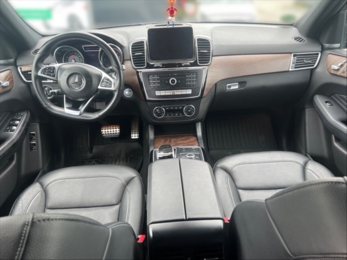 Mercedes-Benz GLE SUV / Terénní 3,0 l 190 kw