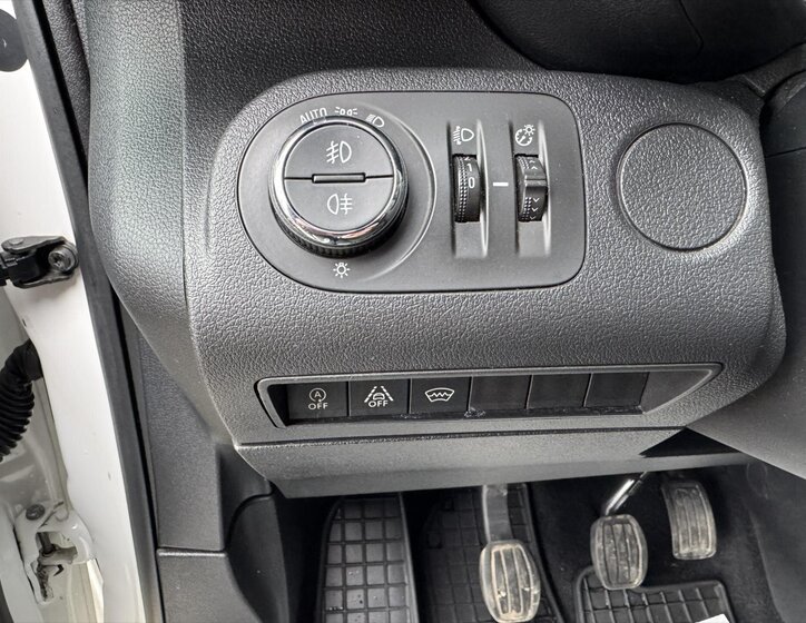 Opel Combo MPV 1,5 l 96 kw
