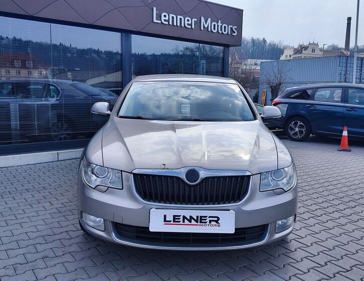 Škoda Superb 2