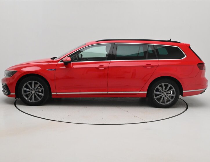 Volkswagen Passat Kombi 1,4 l 115 kw