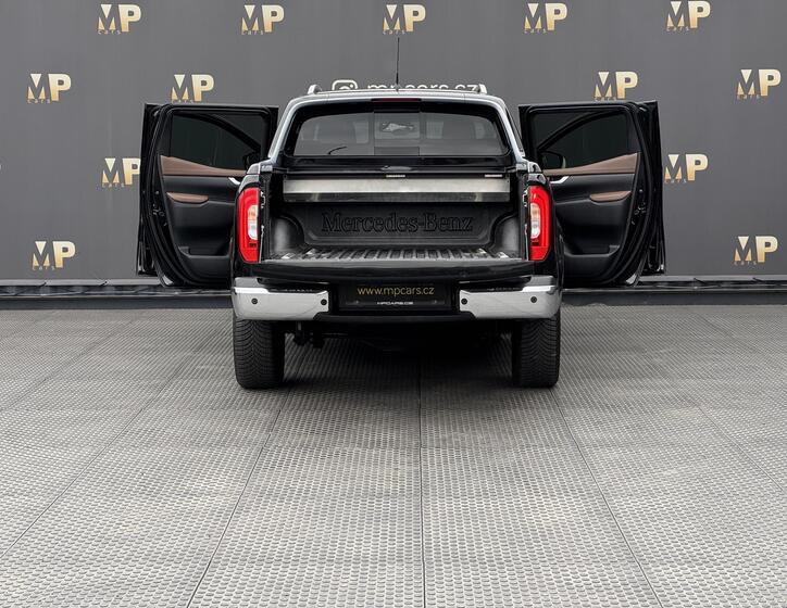 Mercedes-Benz Třídy X 11