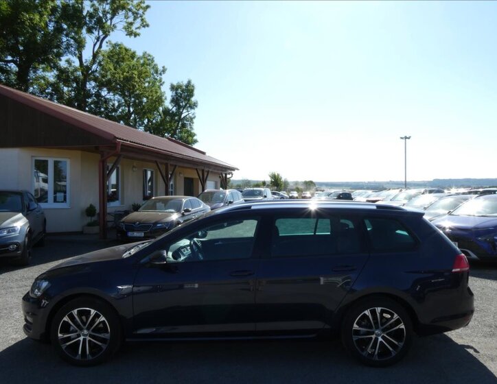 Volkswagen Golf Kombi 2,0 l 110 kw