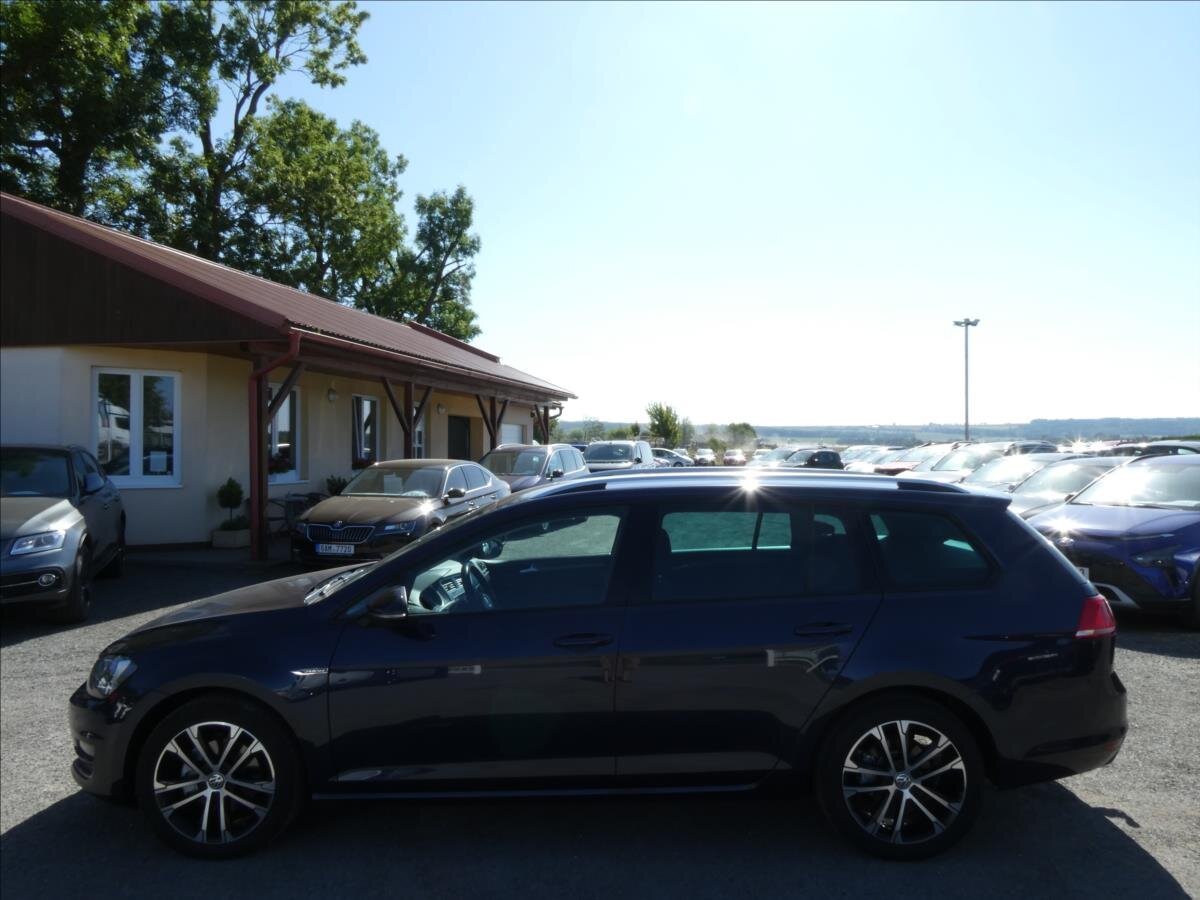 Volkswagen Golf Kombi 2,0 l 110 kw