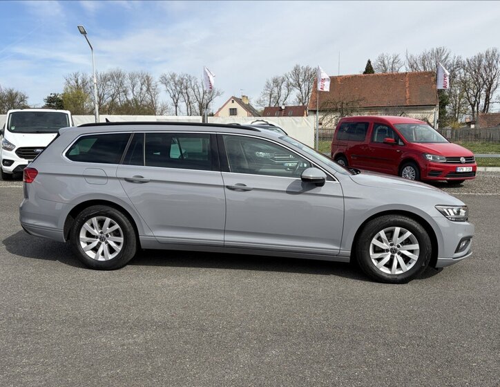 Volkswagen Passat Kombi 2,0 l 110 kw
