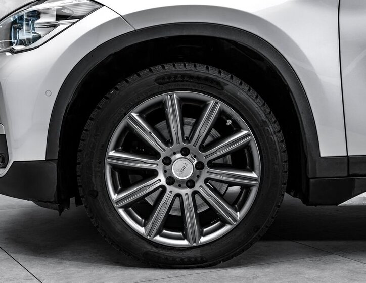BMW X1 SUV 2,0 l 170 kw